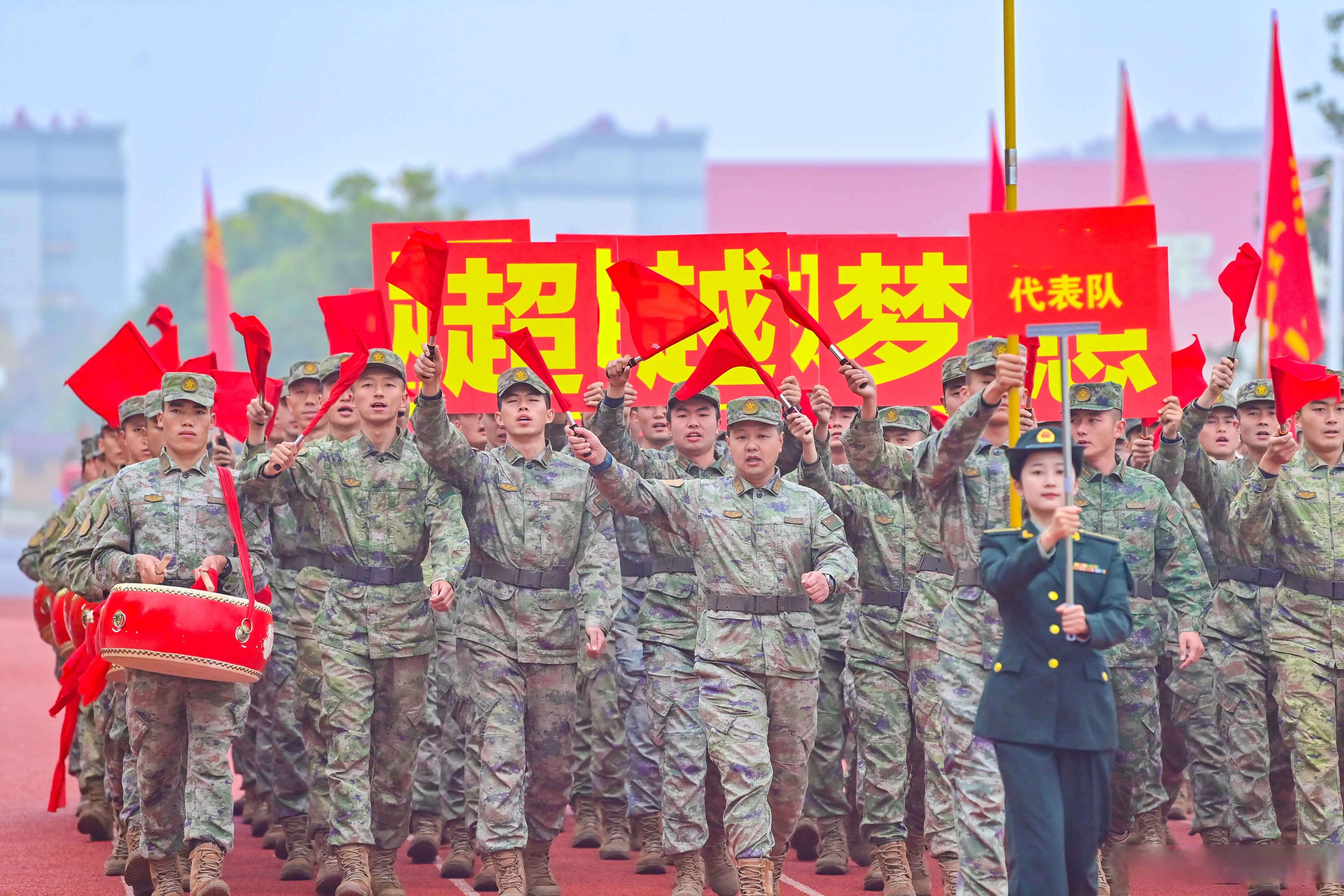 熊猫直播tv-队员们全力备战，备战决胜时刻