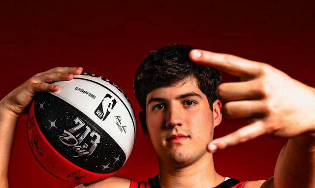 加拿大新秀在夏季联赛中崭露头角