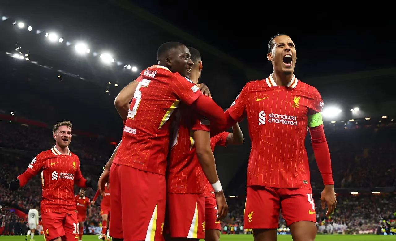 熊猫体育官方网站-足球比赛中呈现出的精彩瞬间令人回味无穷