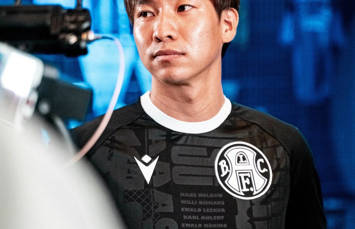 比勒费尔德年轻球员展现潜力取得胜利 比勒费尔德年轻球员展现潜力取得胜利