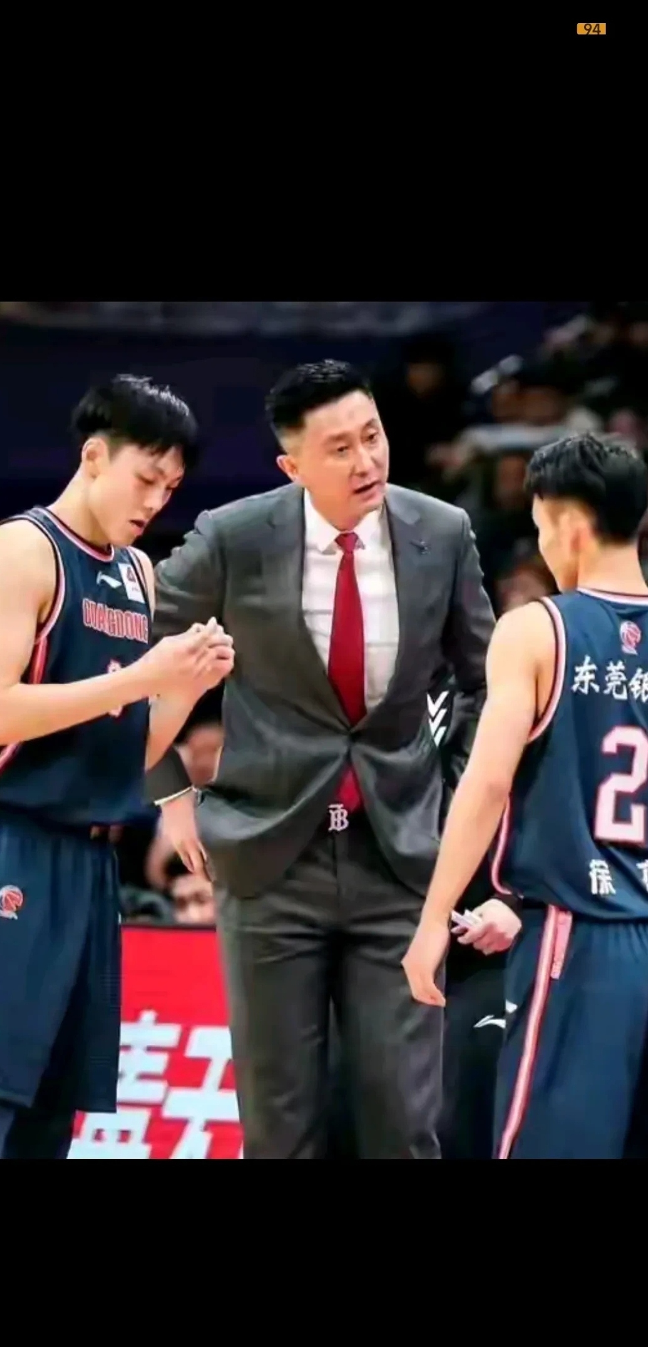 熊猫直播平台-山东男篮在场上取得优势，成功获胜