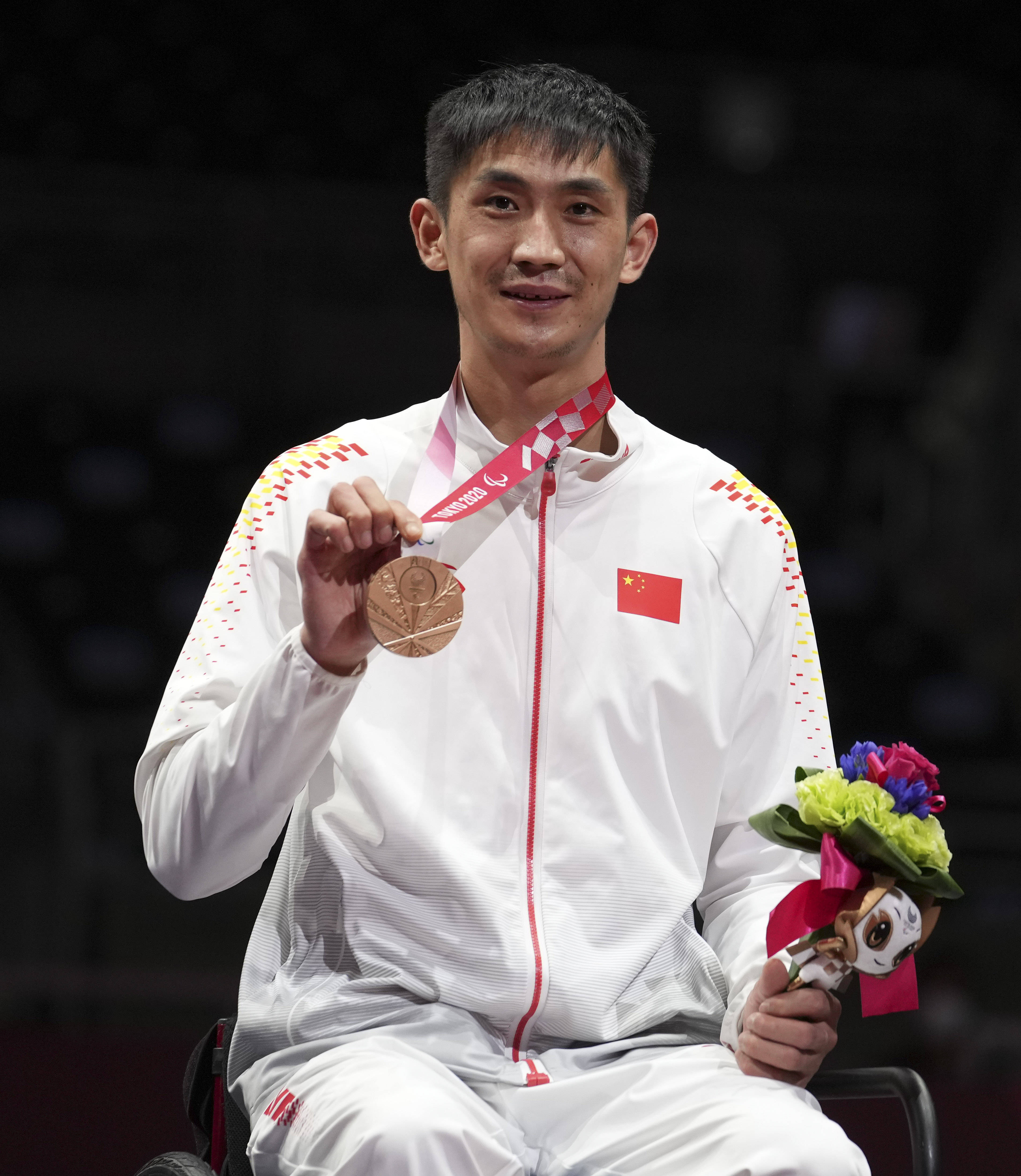 体育赛事直播-俄罗斯击剑选手成功晋级,望继续前进