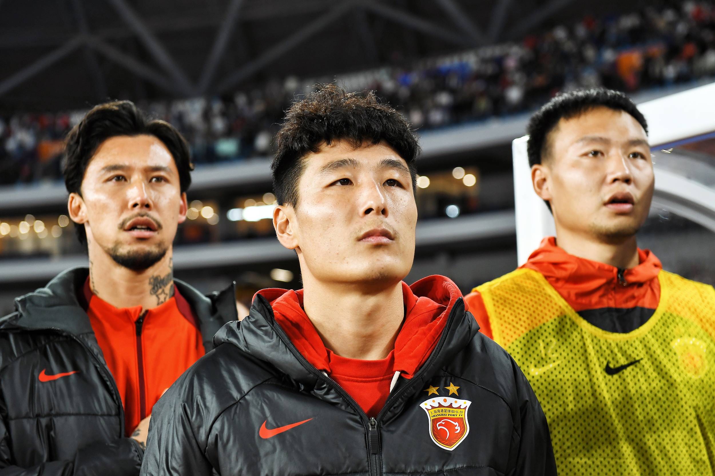 包含中国足球迎来新一轮激烈交锋,球员实力备受瞩目的词条 包含中国足球迎来新一轮激烈交锋,球员实力备受瞩目的词条