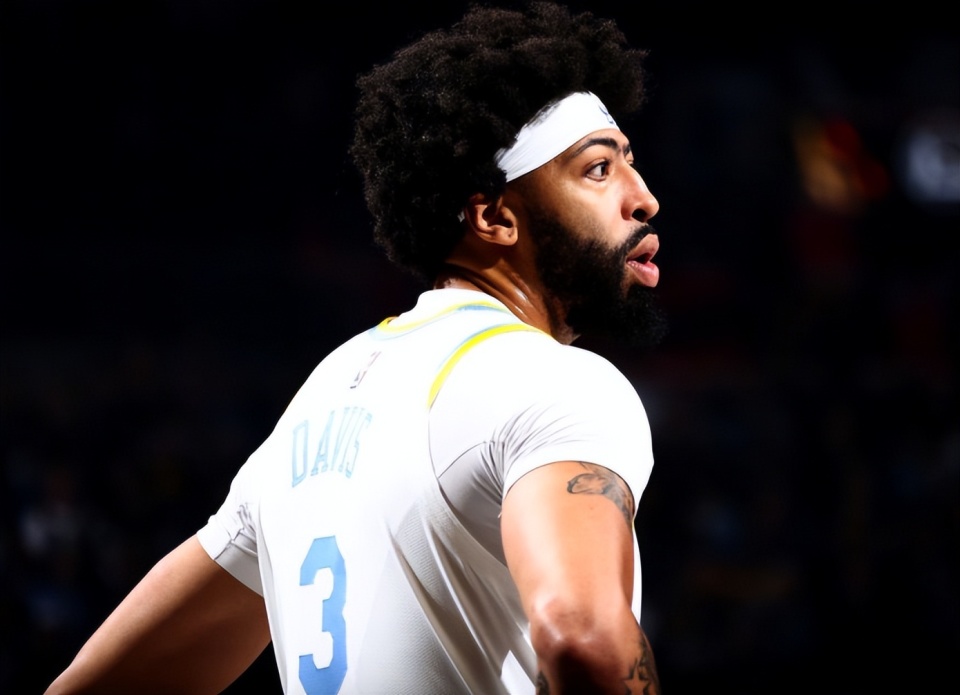 鹈鹕新援表现超群,为球队带来惊喜胜利的简单介绍 鹈鹕新援表现超群,为球队带来惊喜胜利的简单介绍