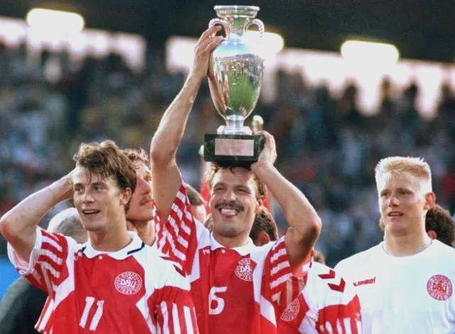 丹麦队连续三场大胜,欧洲杯晋级 丹麦队连续三场大胜,欧洲杯晋级