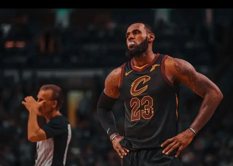 熊猫直播APP-塞维利亚球队诚意拼搏,球迷心中英雄