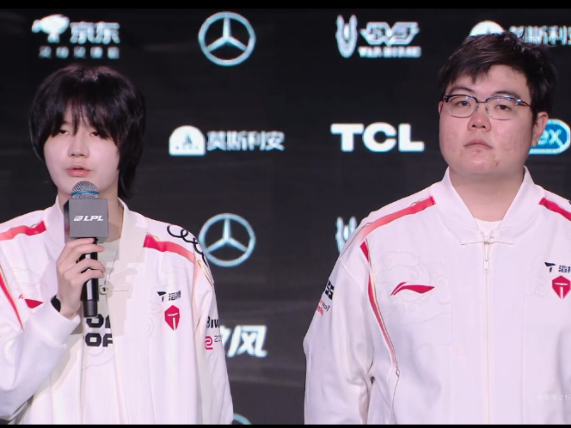 熊猫直播平台-包含BRO鏖战TES,369线上压制力十足强强对话入围赛,强势挺进下一轮的词条