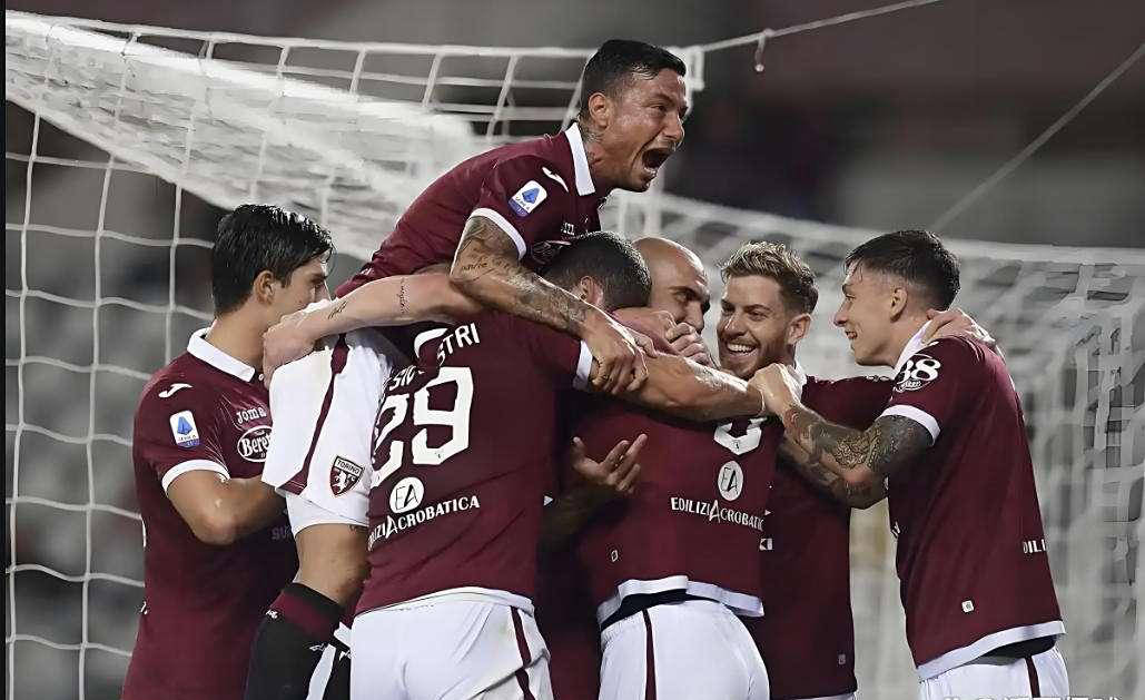 熊猫直播-佛罗伦萨客场战平基辅迪纳摩,继续展现实力