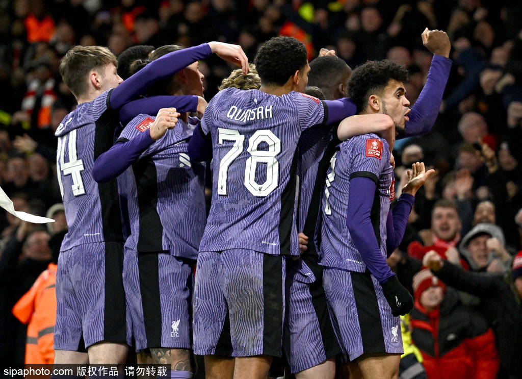 熊猫体育app-里昂翻盘利物浦,门迪带队取胜的简单介绍