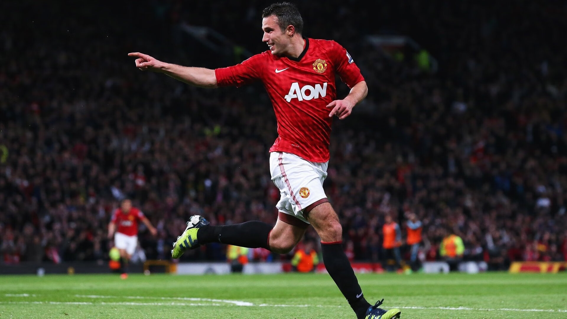 体育赛事直播-末节之王！乔治致命三分刺穿雄鹿，公牛逆转取胜